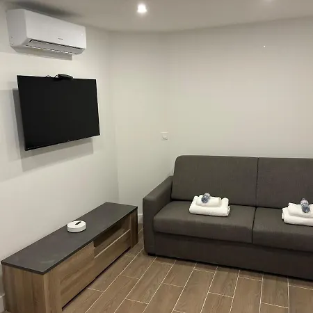 Palais Des Festivals Meuble Apartment