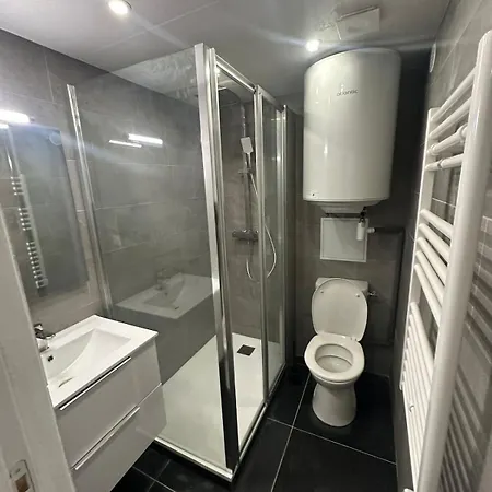Palais Des Festivals Meuble * קאן